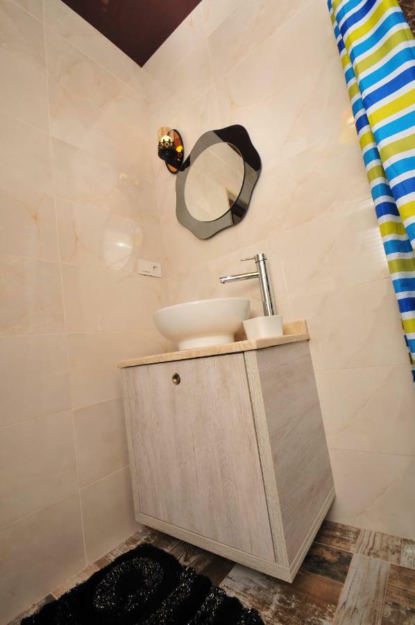 Apartments With A View Of The Trinity Holy Batumi Exterior foto