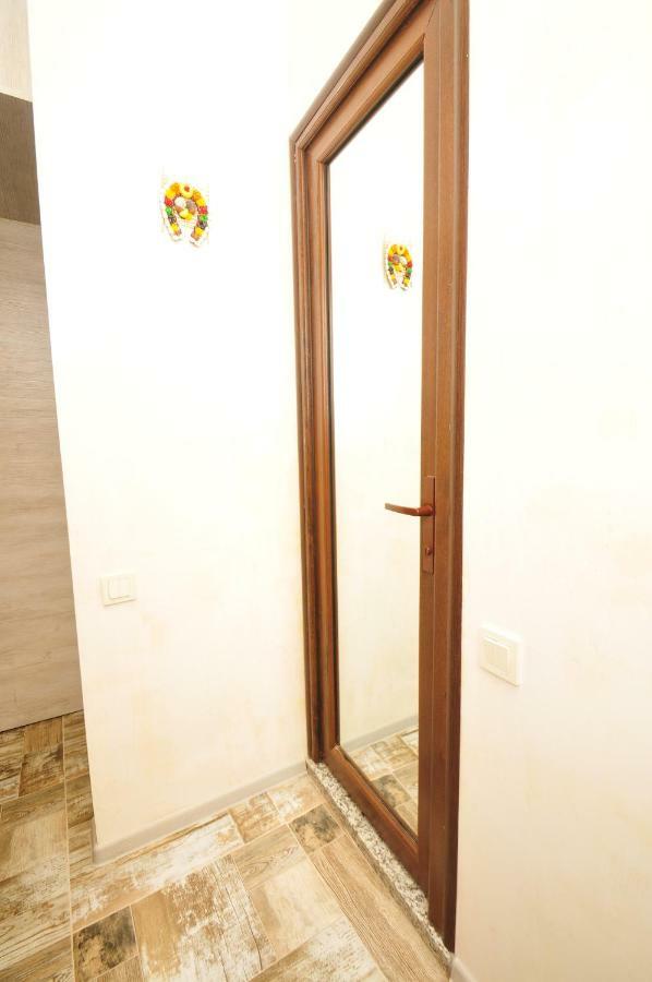 Apartments With A View Of The Trinity Holy Batumi Exterior foto
